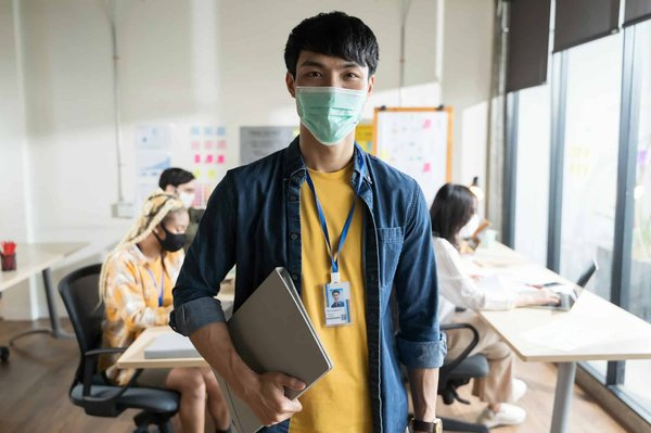 Renforcer le Tronc : Une Stratégie Efficace pour Prévenir les Douleurs Lombaires chez les Seniors